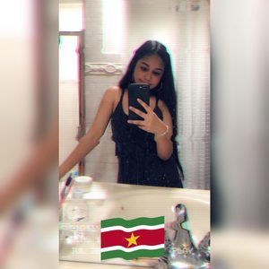 Meet your Posher, Christina